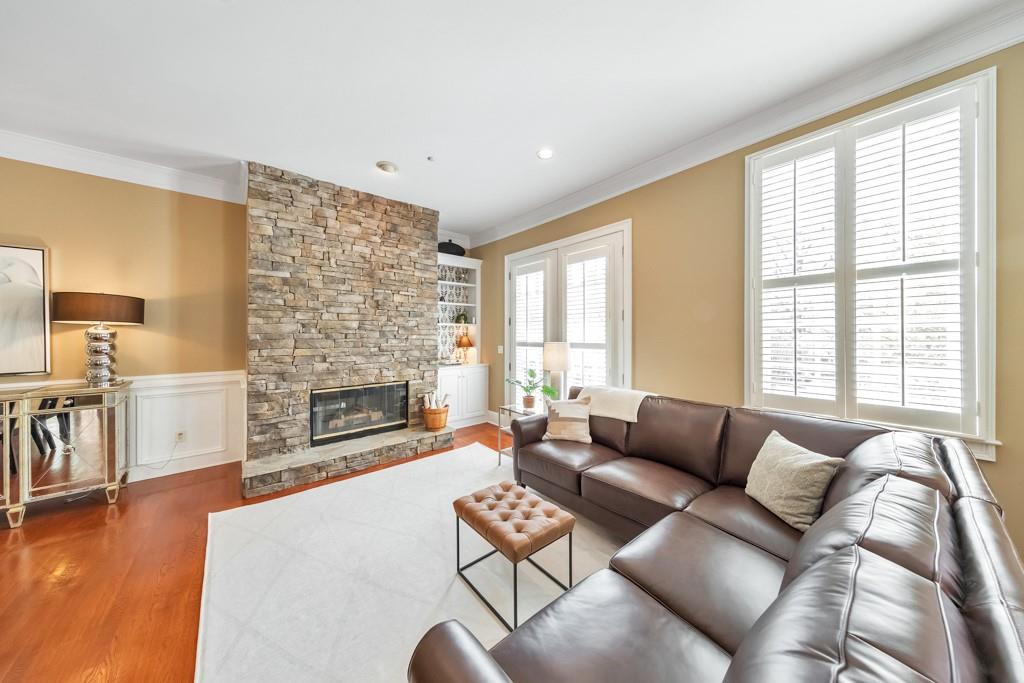 1043 Emory Parc Place Decatur, GA 30033 - Photo 4 of 51