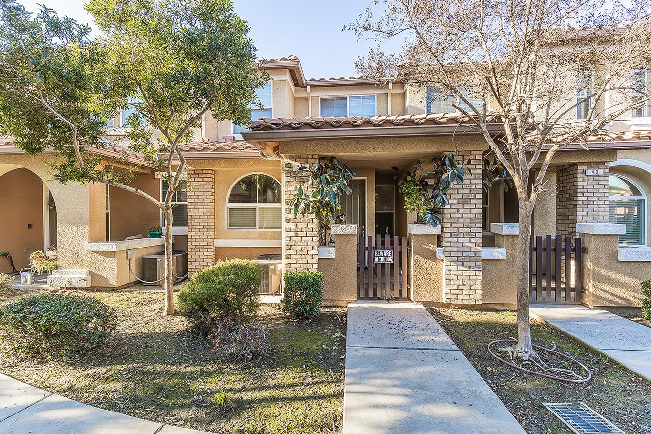 1146 West Walter Avenue, Unit 50 Fowler, CA 93625 - Photo 3 of 26