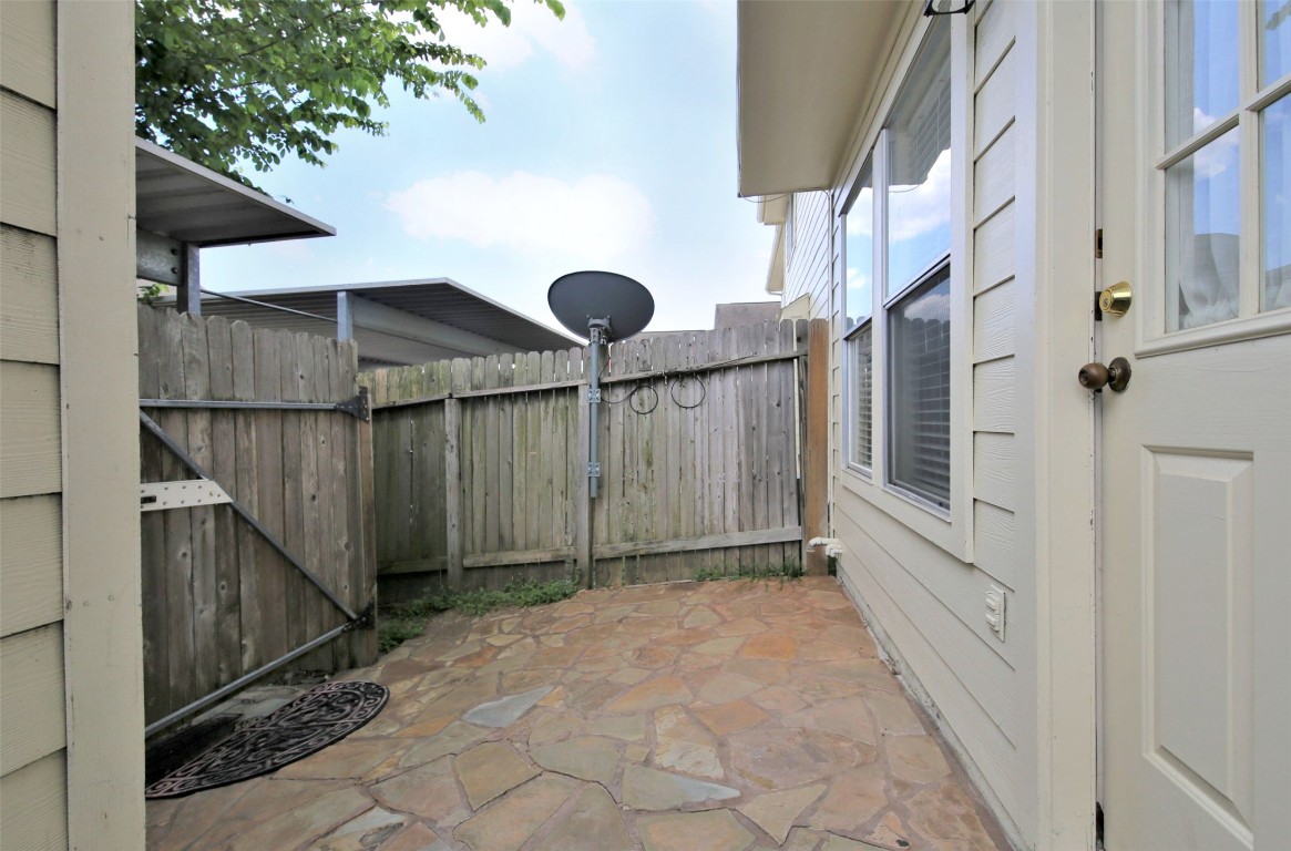 11735 Alief Clodine Road, Unit 22 Houston, TX 77072 - Photo 21 of 23 a view of an entryway