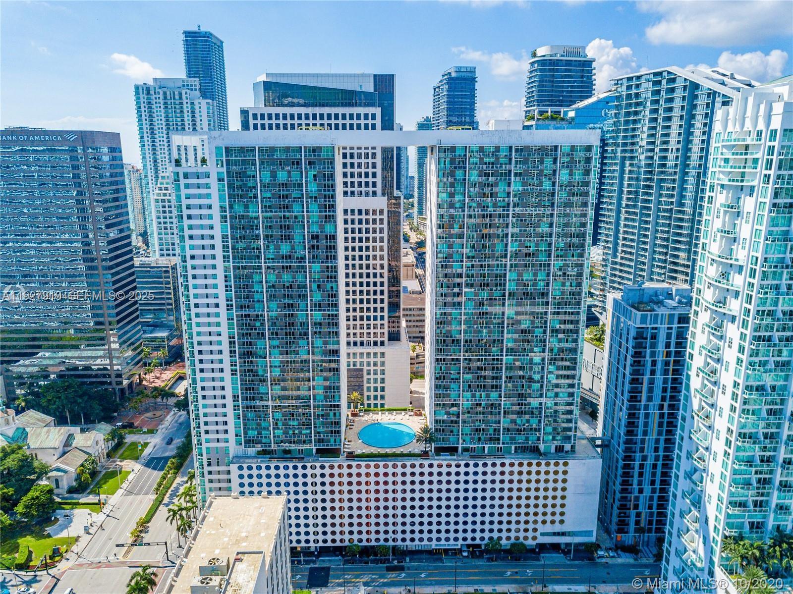 55 Southeast 6th Street, Unit 4103 Miami, FL 33131 - Photo 23 of 24 a view of a city with tall buildings