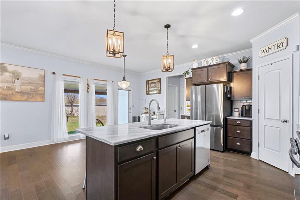 231 Jenny Lane Raymore, MO 64083 - Photo 6 of 29
