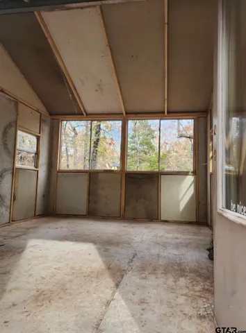 $279,000 | 1998 Christine Street, Blossom, TX 75416