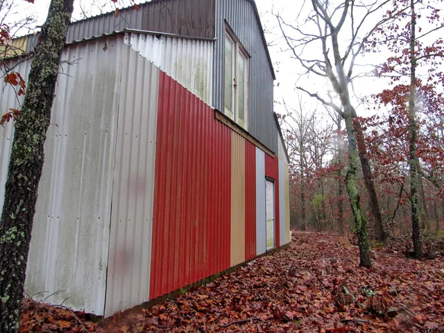 $279,000 | 1998 Christine Street, Blossom, TX 75416