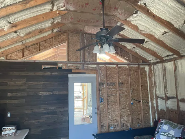 $279,000 | 1998 Christine Street, Blossom, TX 75416