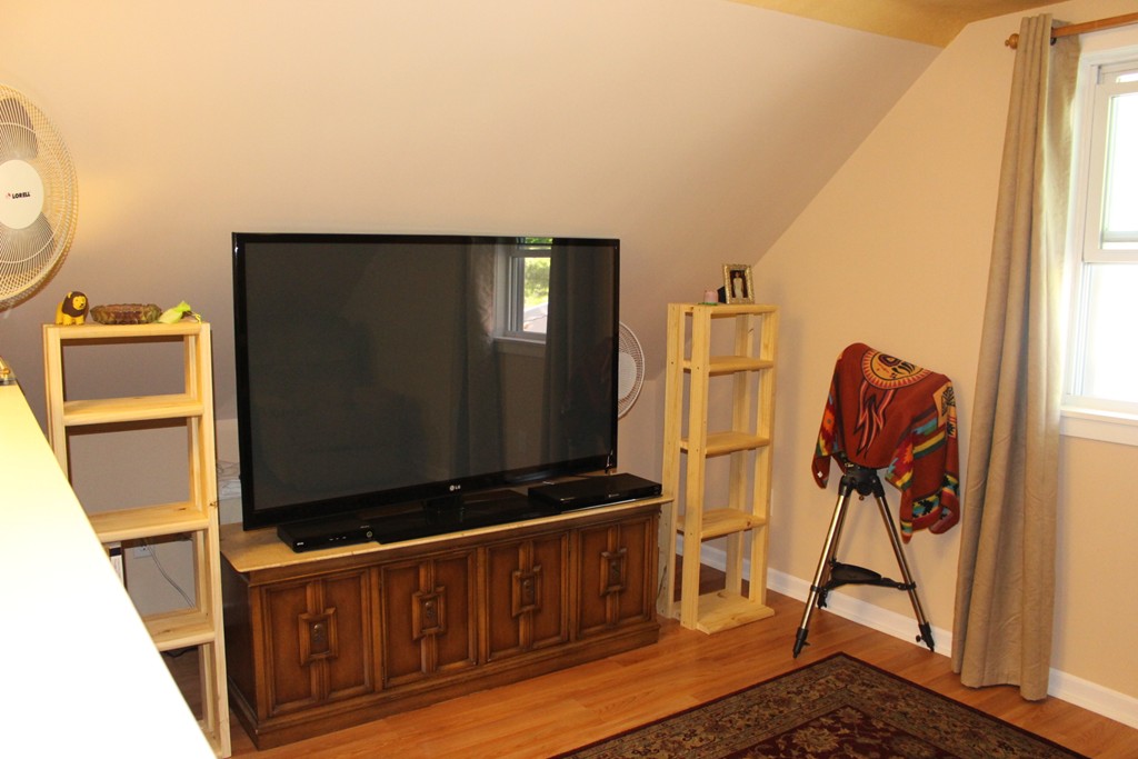 864 Patriots Road Templeton, MA 01468 - Photo 10 of 19