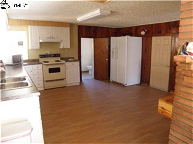 301 Keeler Bridge Road Marietta, SC 29661 - Photo 6 of 14