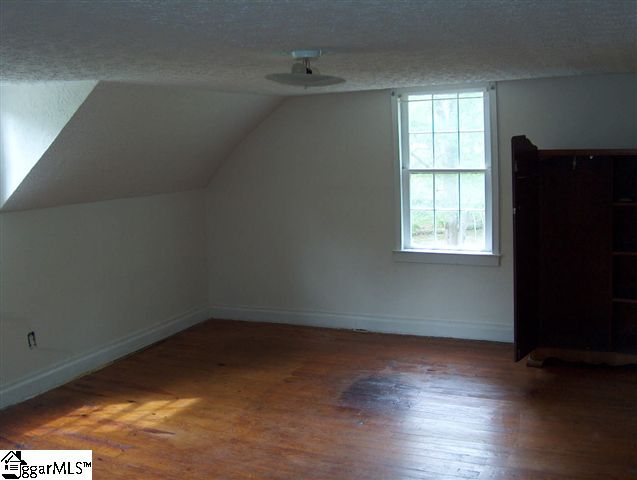 301 Keeler Bridge Road Marietta, SC 29661 - Photo 8 of 14
