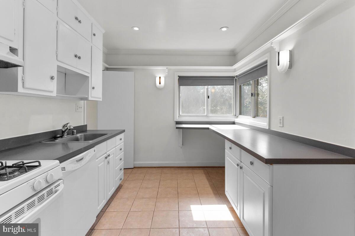 8616 Jones Mill Road Chevy Chase, MD 20815 - Photo 8 of 29