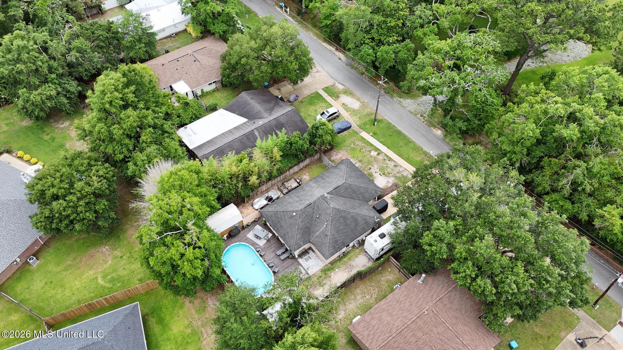 709 Pine Hills Road Ocean Springs, MS 39564 - Photo 30 of 34 034