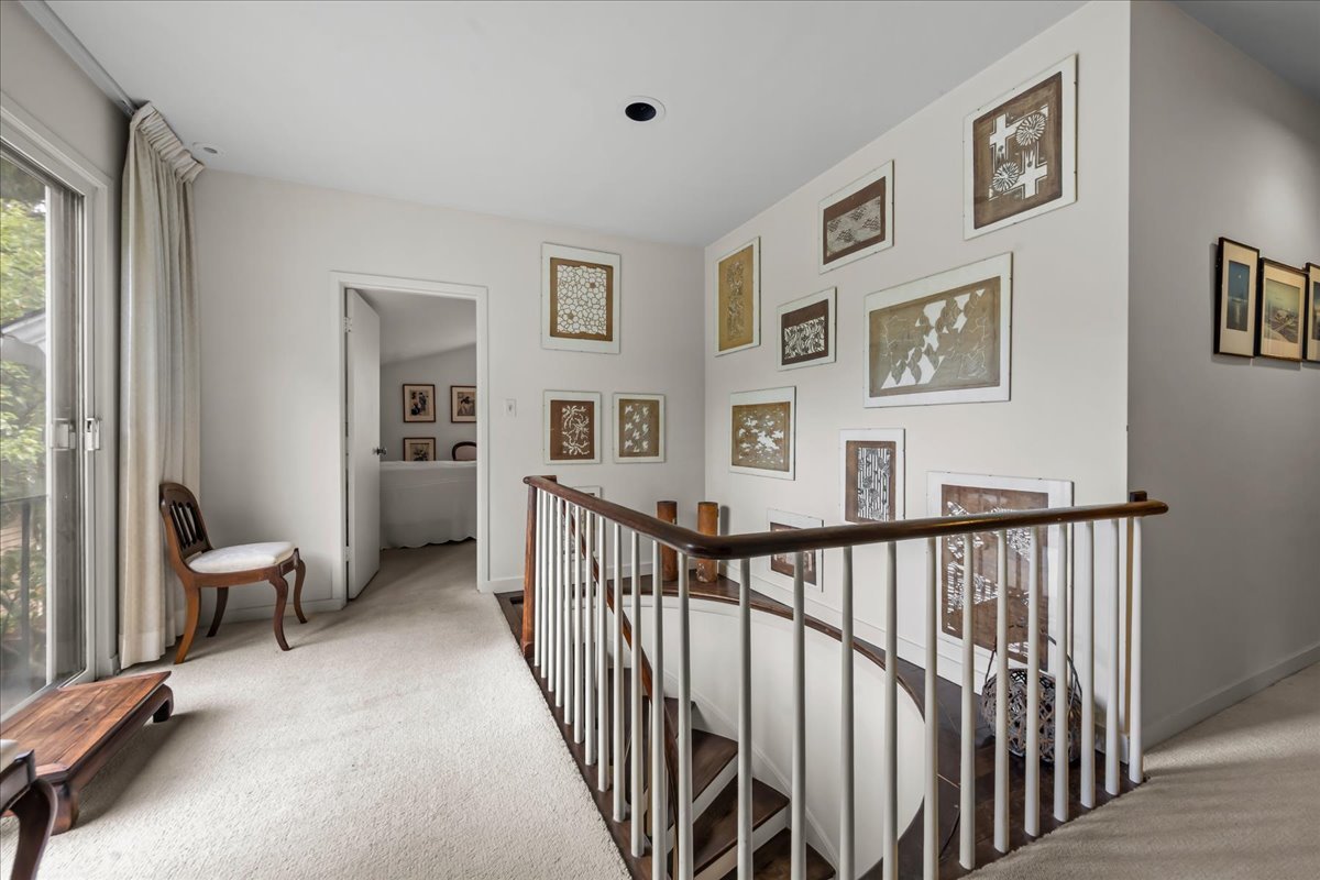 Undisclosed Address Lake Forest, IL 60045 - Photo 44 of 44 Gallery Image 44