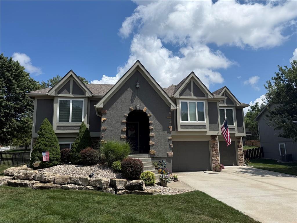 911 Chisam Road Kearney, MO 64060 - Photo 2 of 6