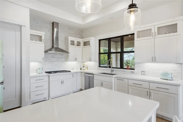 $1,099,000 | 321 Sweet Grass Lane, Lakeway, TX 78738