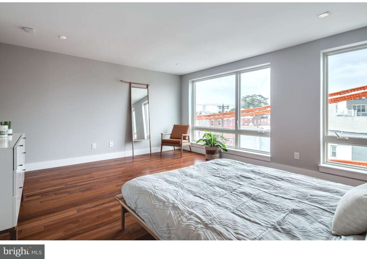 1310 South 20th Street Philadelphia, PA 19146 - Photo 20 of 25 Master Bedroom