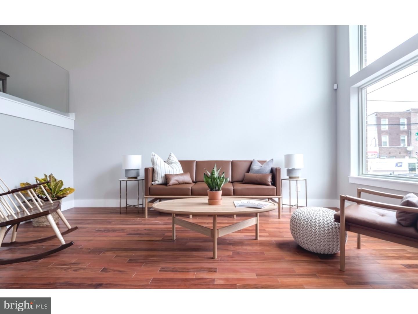 1310 South 20th Street Philadelphia, PA 19146 - Photo 3 of 25 Living Room