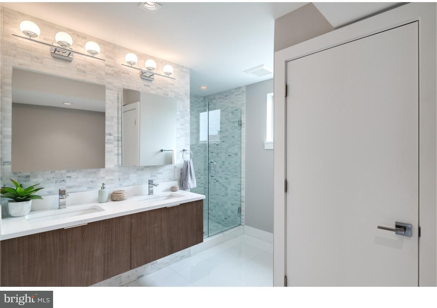 1310 South 20th Street Philadelphia, PA 19146 - Photo 22 of 25 Master Bathroom