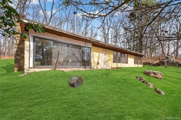 $699,000 | 1690 Baptist Church Road, Yorktown Heights, NY 10598