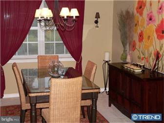 19 North Valley Stream Circle Newark, DE 19702 - Photo 3 of 7