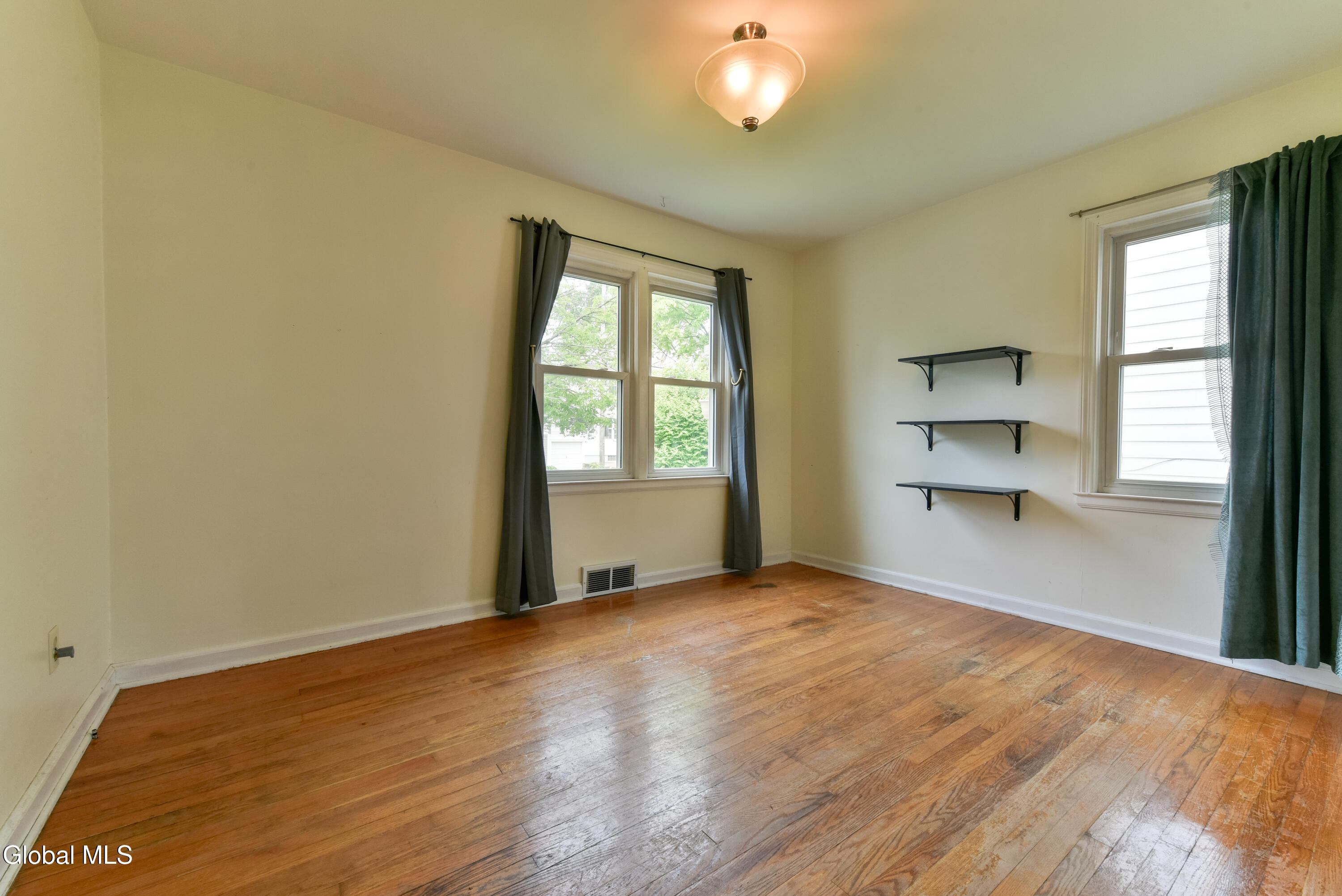 1702 Lenox Road Schenectady, NY 12308 - Photo 28 of 64 28