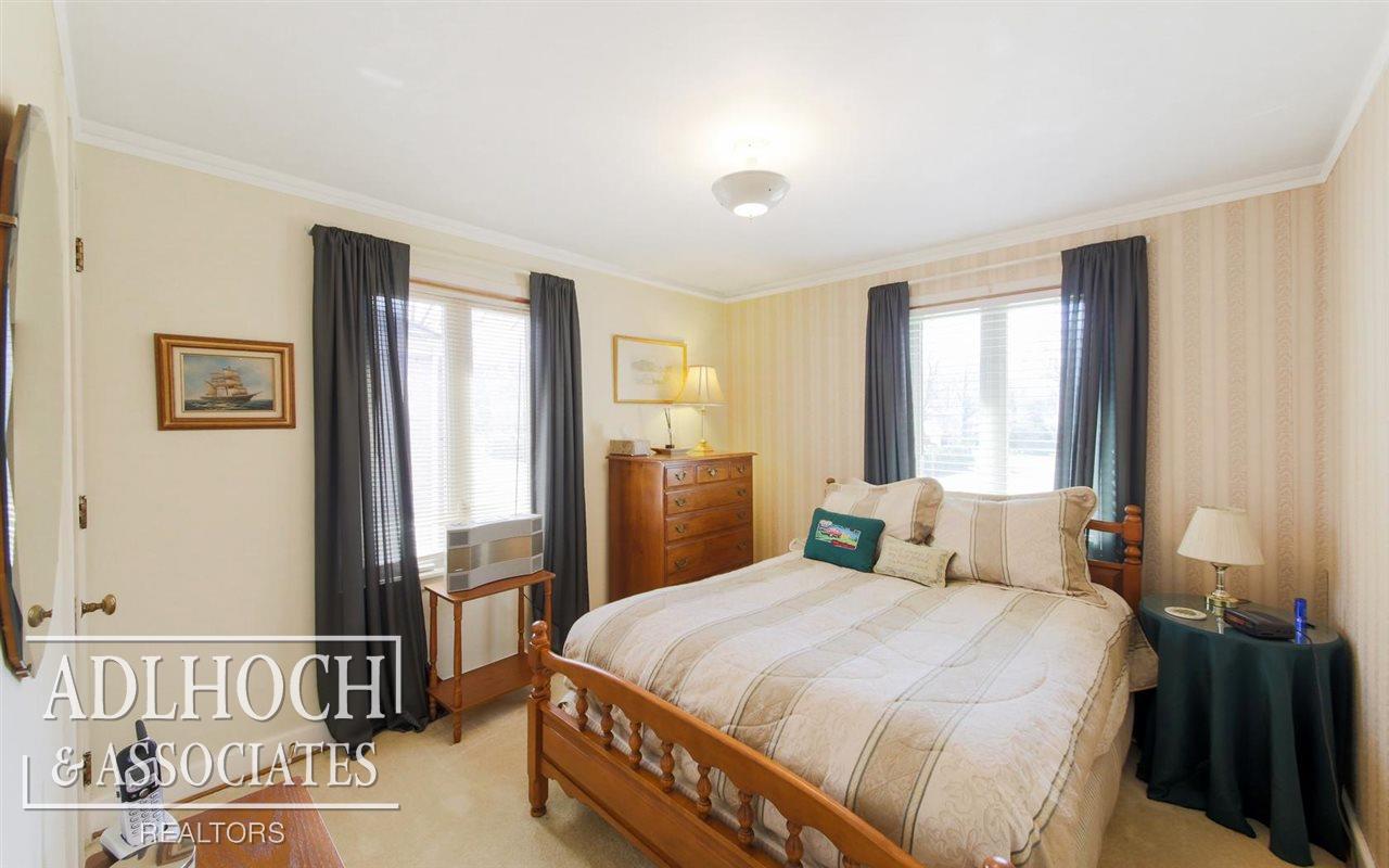258 Kerby Road Grosse Pointe Farms, MI 48236 - Photo 16 of 29