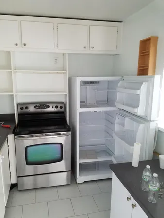 $1,375 | 150 Bedford East, West Palm Beach, FL 33417
