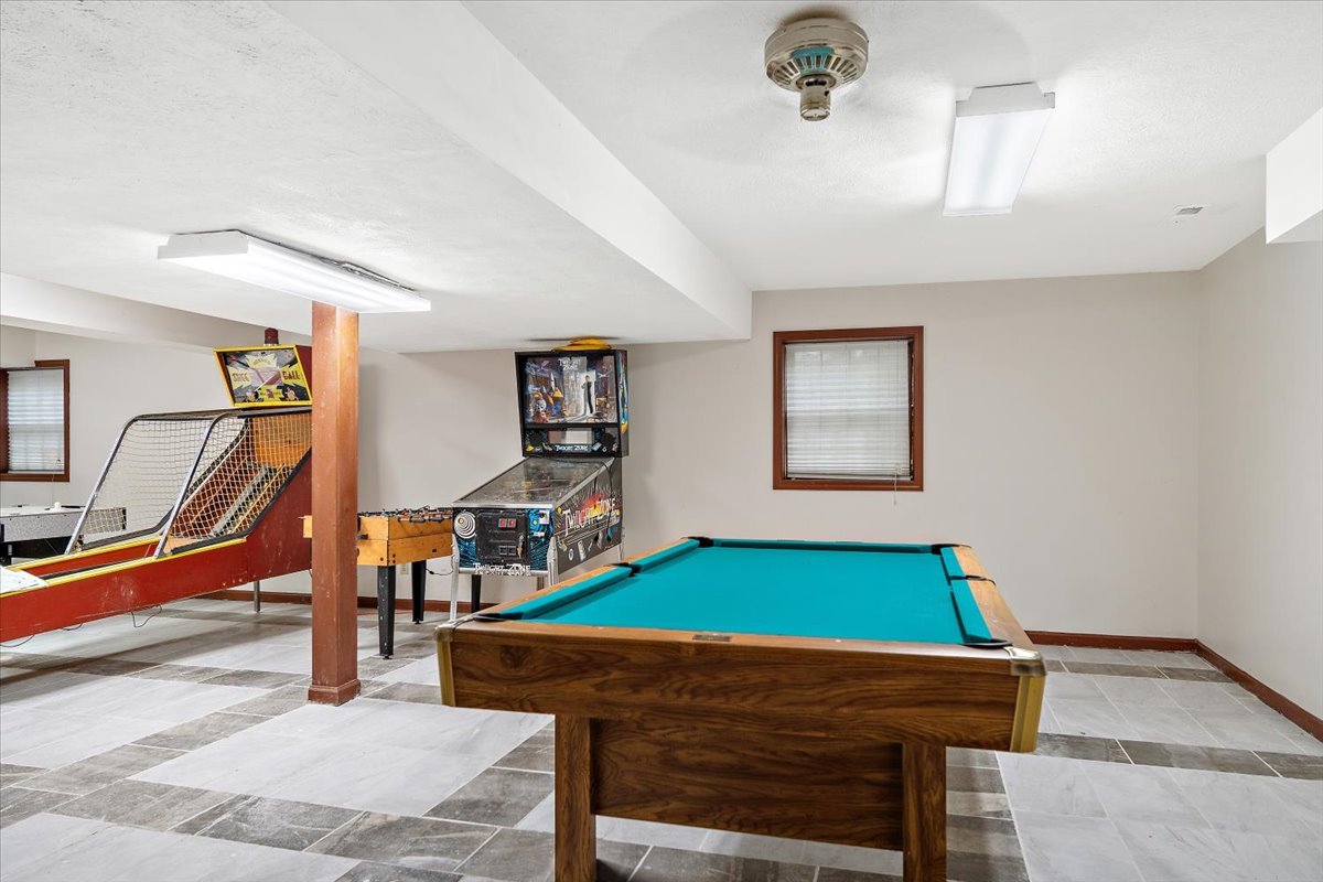1905 Hackberry Road Bloomington, IL 61704 - Photo 29 of 31 Gallery Image 29