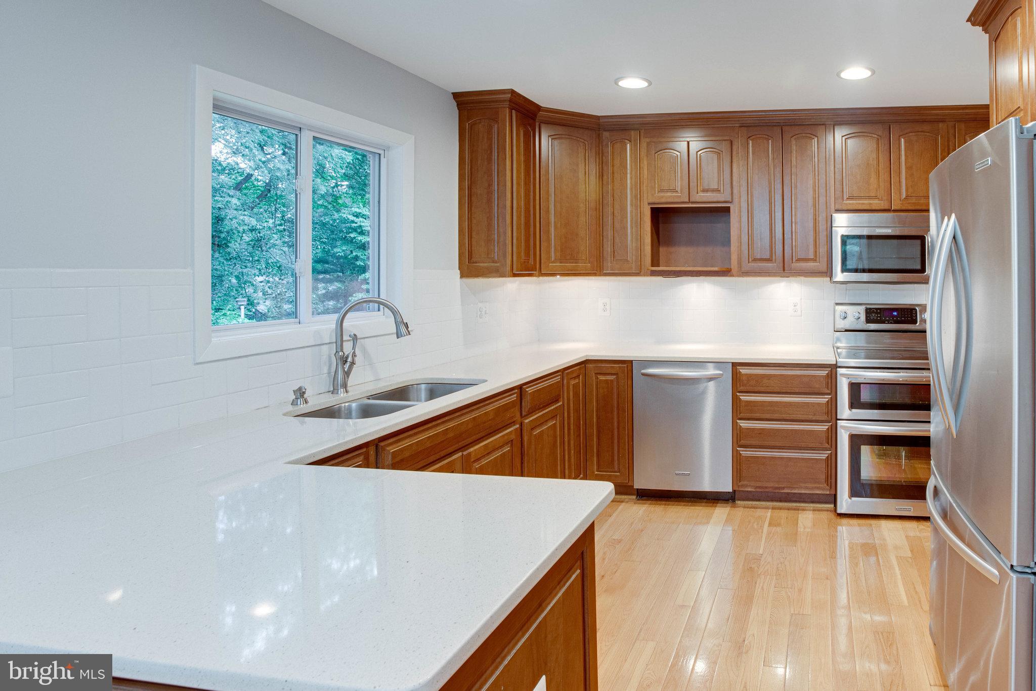 12026 Waples Mill Road Oakton, VA 22124 - Photo 13 of 61