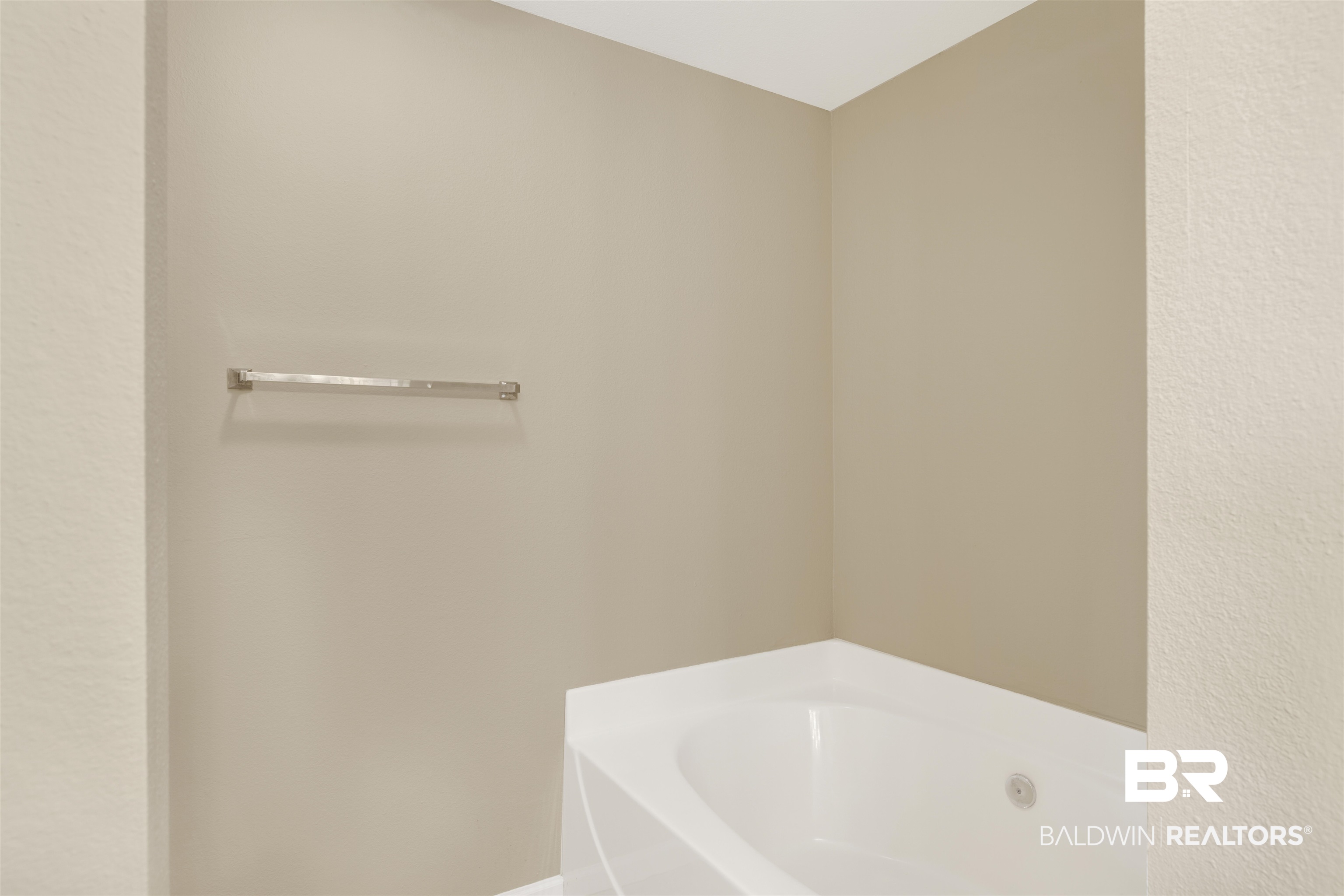 2002 Shelene Way Foley, AL 36535 - Photo 15 of 23 Full bath featuring a bath and a textured wall