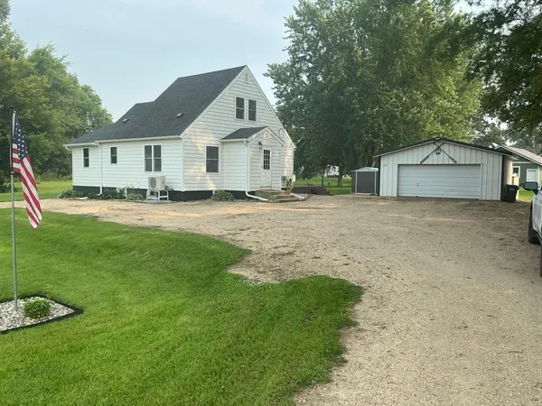 $249,900 | 705 Highway 28, Glenwood, MN 56334