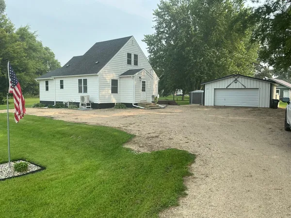 $249,900 | 705 Highway 28, Glenwood, MN 56334