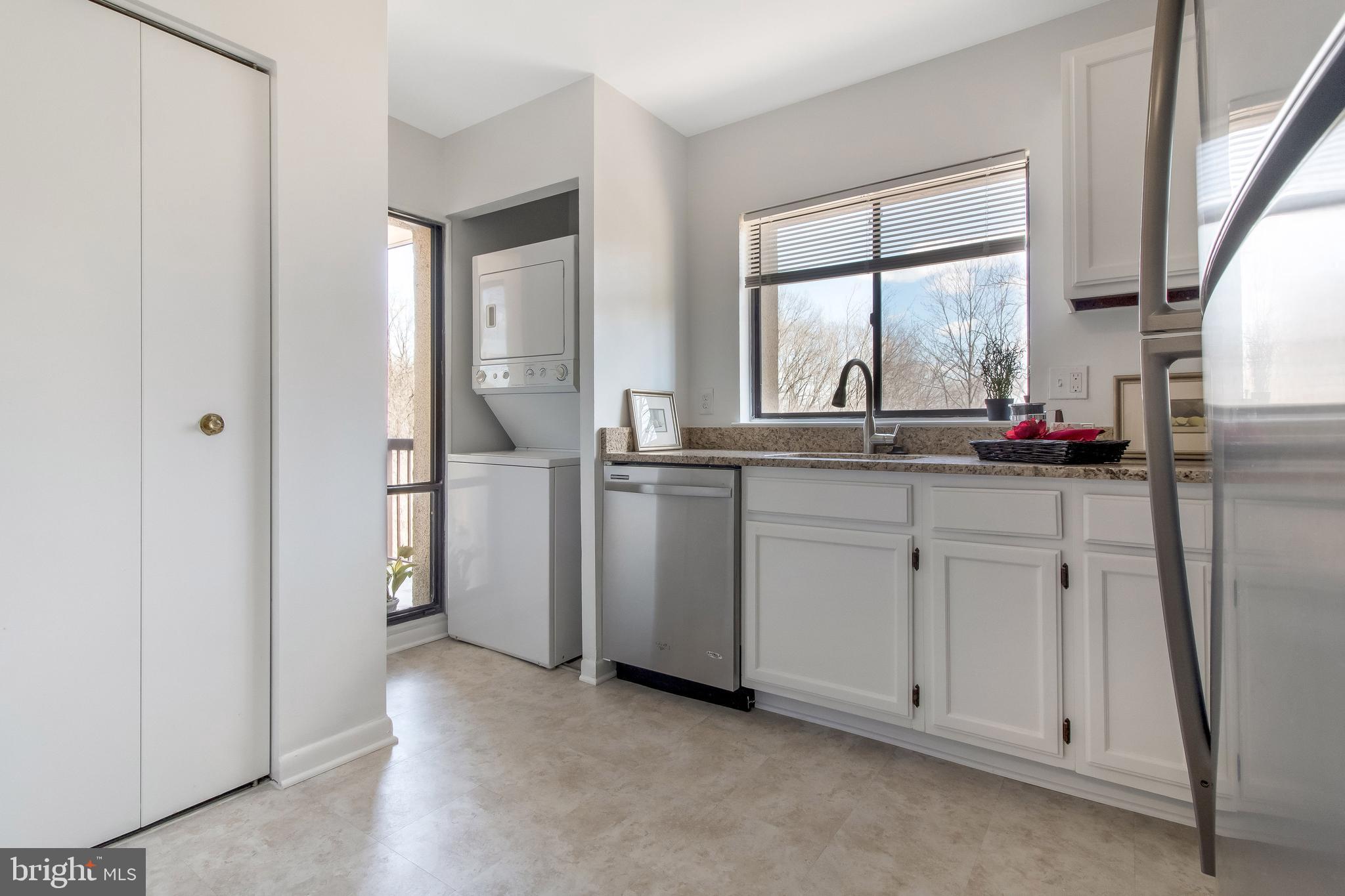 15611 Dorset Road, Unit 202 Laurel, MD 20707 - Photo 7 of 38 Gallery Image 7