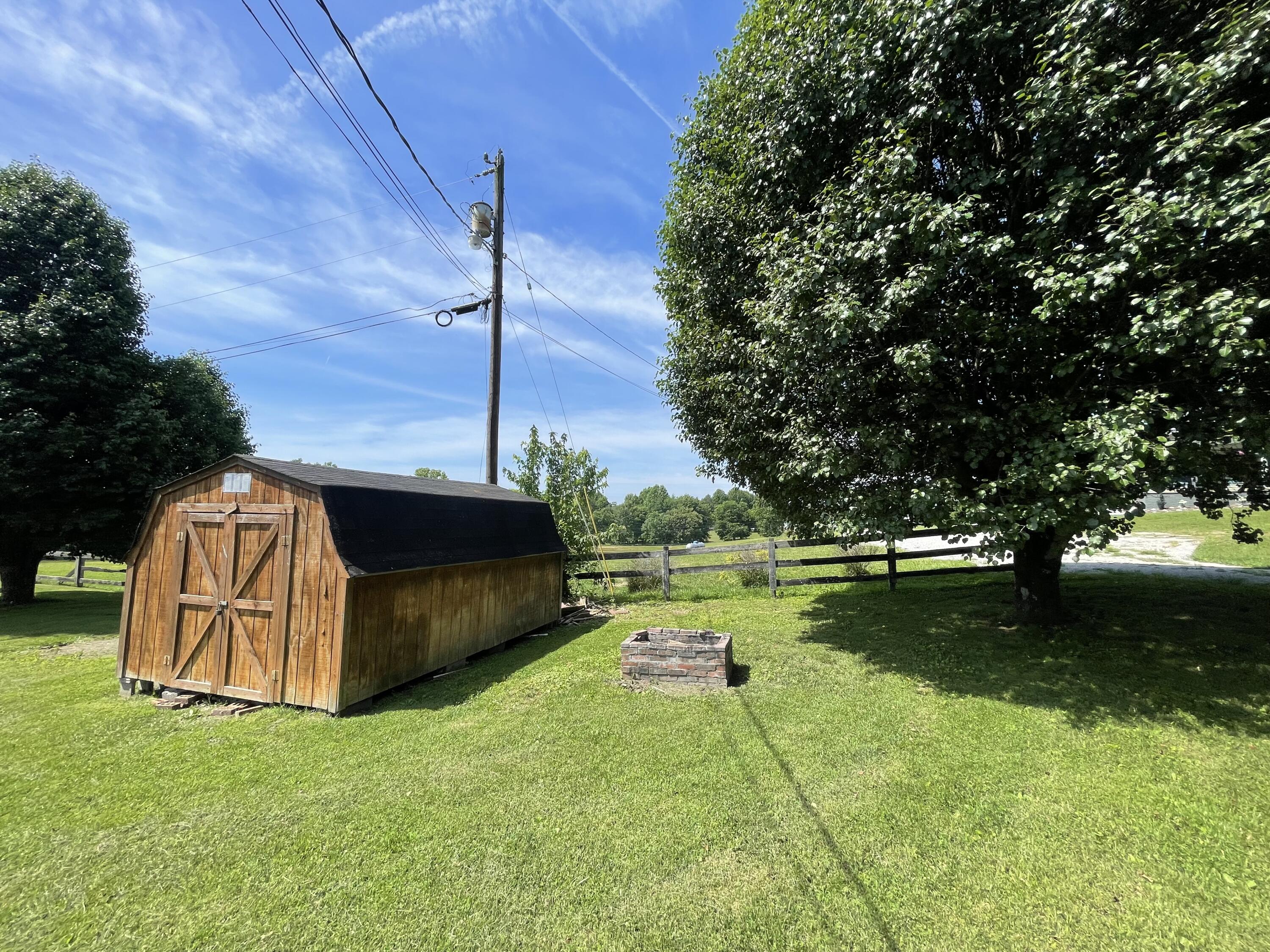 35 Barker Spur Road Lily, KY 40740 - Photo 29 of 32 IMG_2354