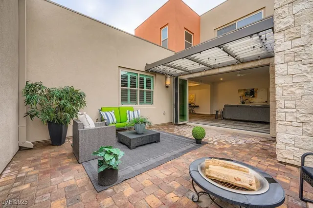 $768,000 | 4294 Swift Street, Las Vegas, NV 89135