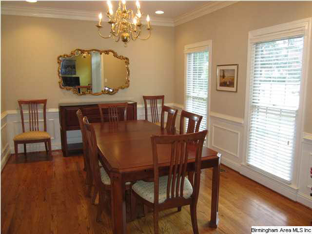 1008 Oak Tree Road Birmingham, AL 35244 - Photo 4 of 26
