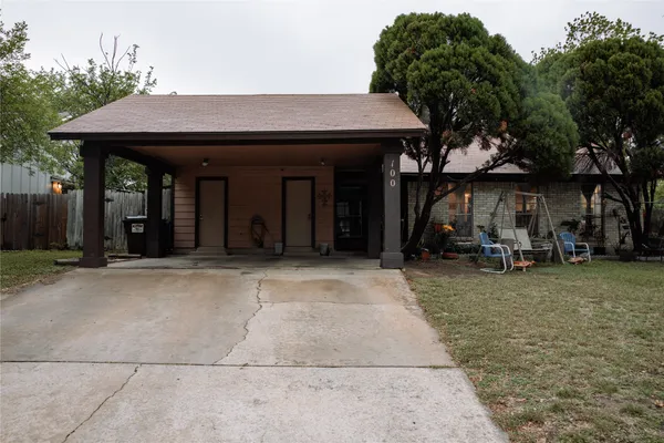 $1,250 | 100 Nicole Cove, Unit B, Round Rock, TX 78664
