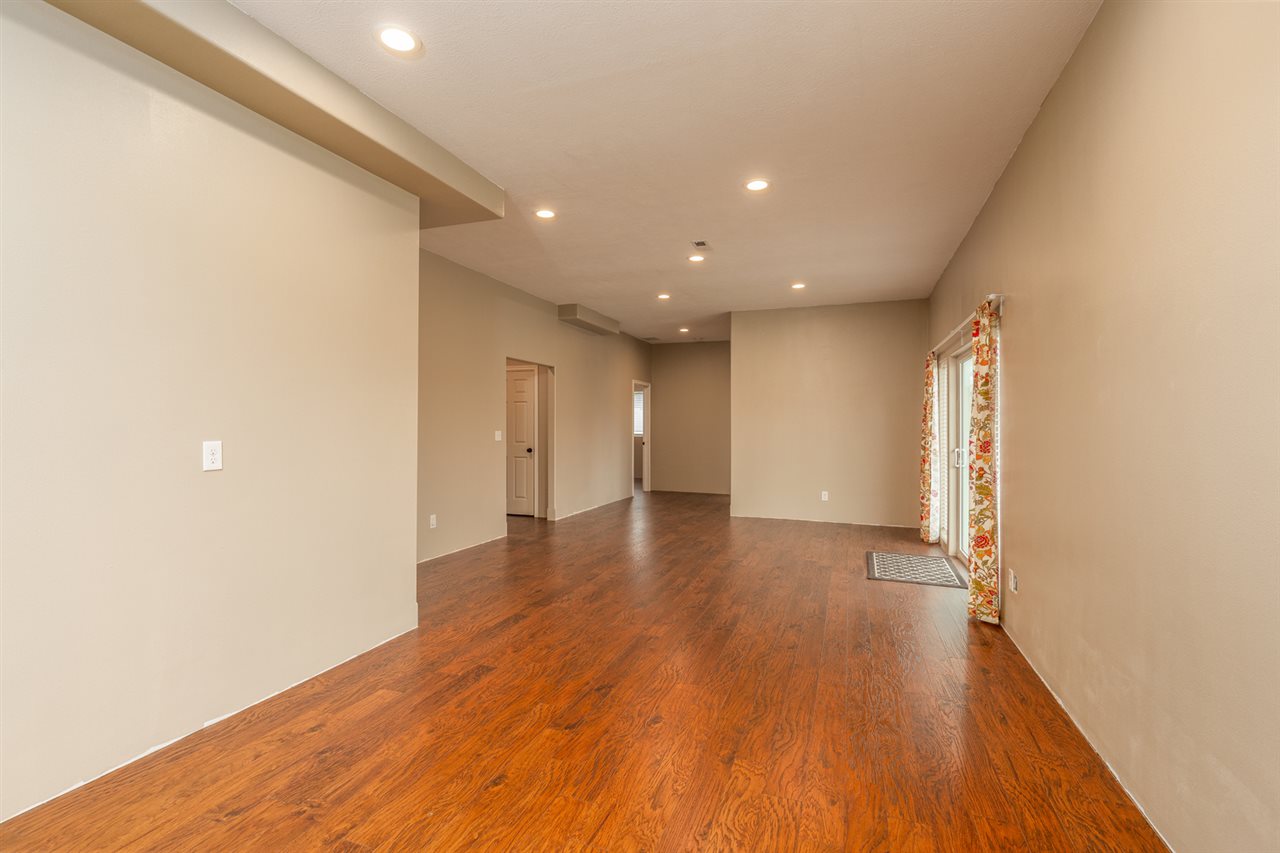 3015 East Lane Park Road Mead, WA 99021 - Photo 17 of 20 Gallery Image 17