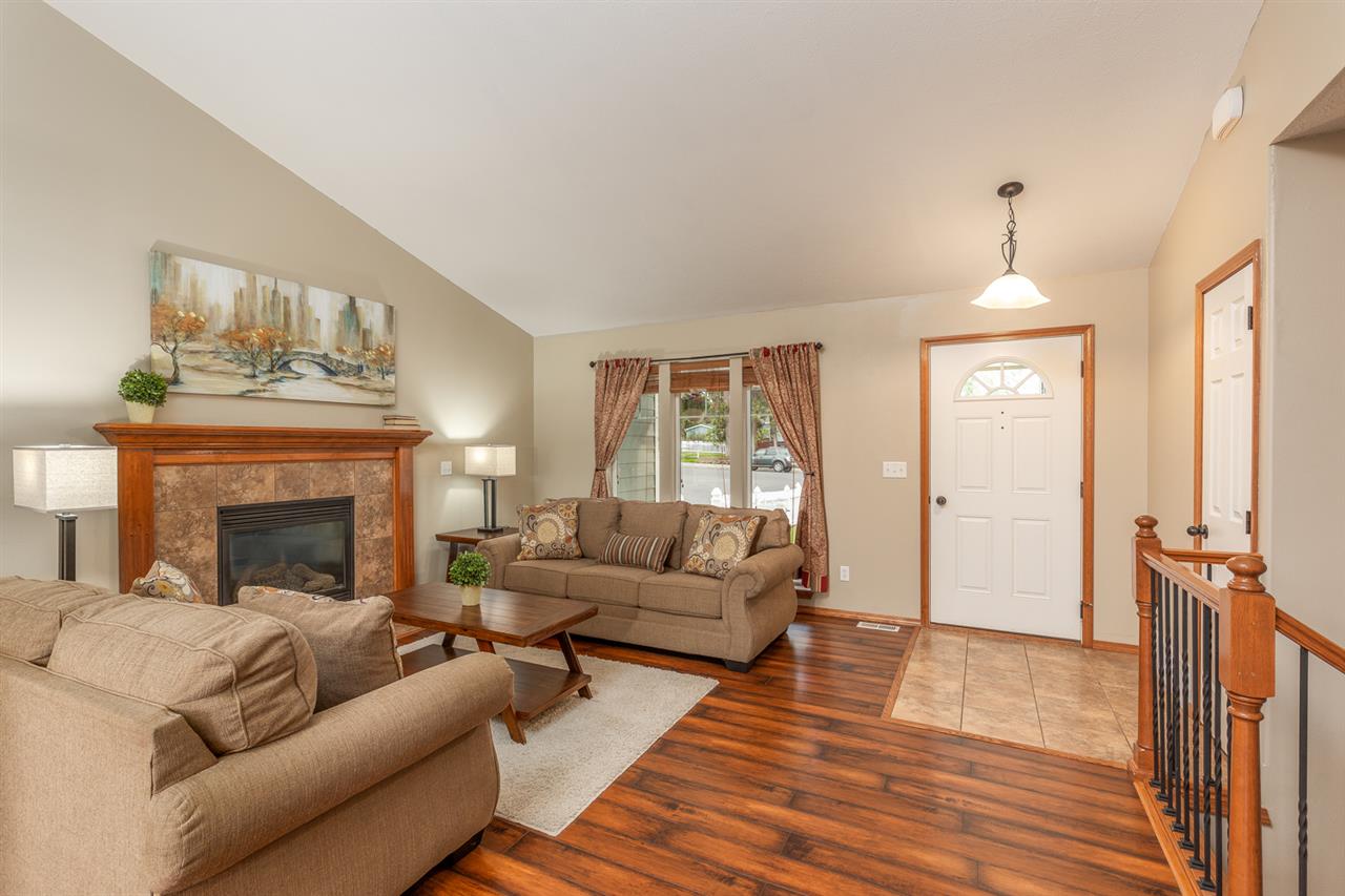 3015 East Lane Park Road Mead, WA 99021 - Photo 3 of 20 Gallery Image 3