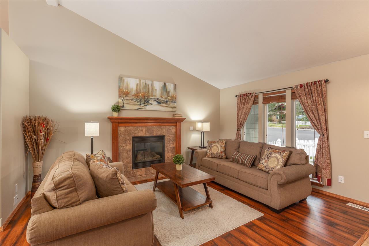 3015 East Lane Park Road Mead, WA 99021 - Photo 4 of 20 Gallery Image 4