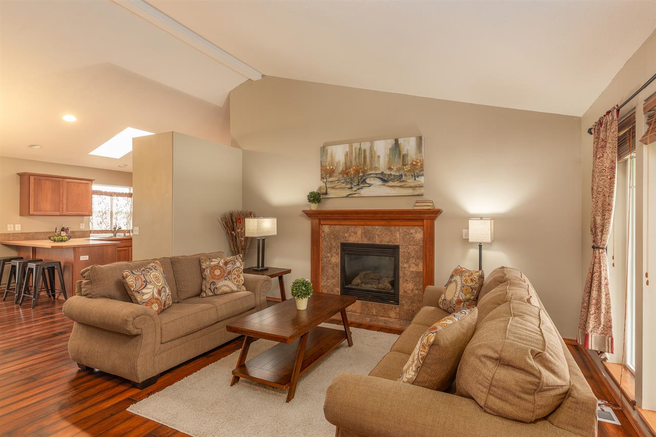 3015 East Lane Park Road Mead, WA 99021 - Photo 5 of 20 Gallery Image 5