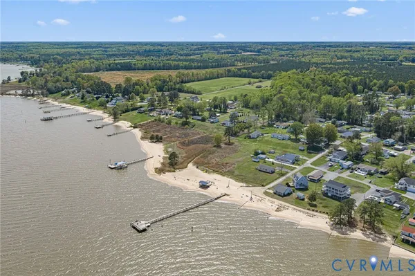 $339,900 | 144 Cedar Drive, Dunnsville, VA 22454