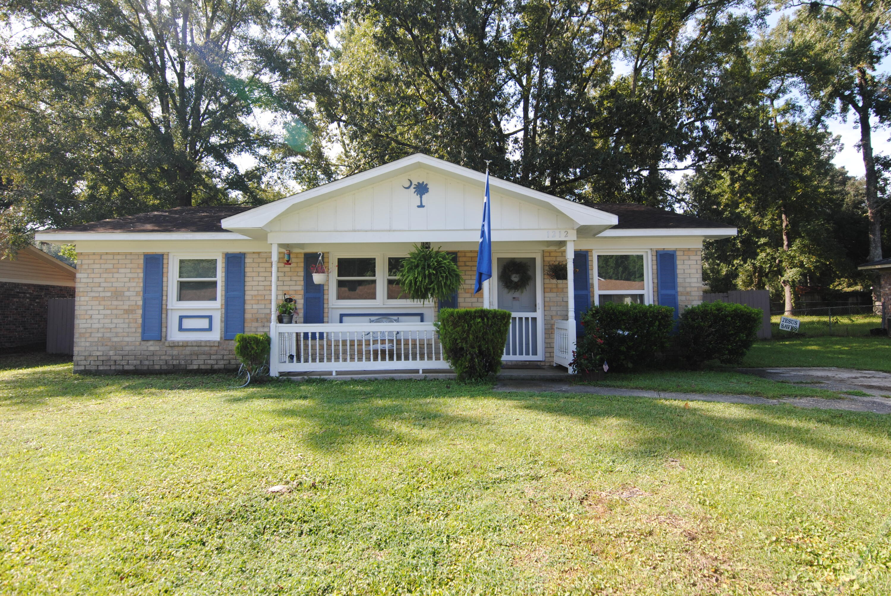 1212 State Rd S-8-806 Moncks Corner, SC 29461 - Photo 1 of 13 DSC_0089