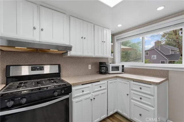 $450,000 | 29289 Lakeview Drive, Cedar Glen, CA 92321