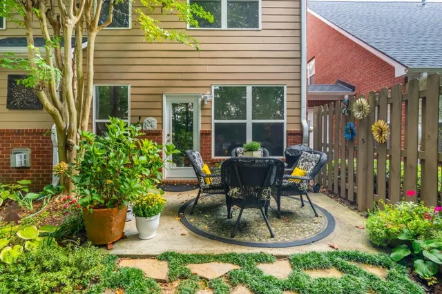 a view of outdoor space yard and patio