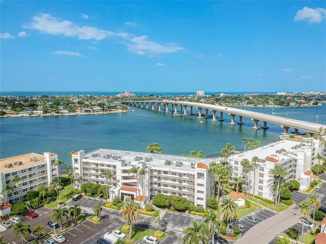 $3,000 | 5901 Bahia Del Mar Circle, Unit 518, St. Petersburg, FL 33715