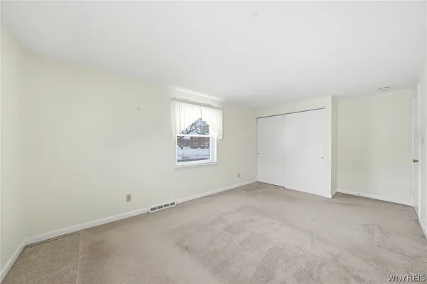 $142,500 | 72 Old Lyme Drive, Unit 2, Amherst, NY 14221