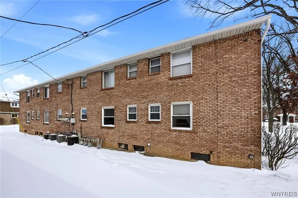 $142,500 | 72 Old Lyme Drive, Unit 2, Amherst, NY 14221