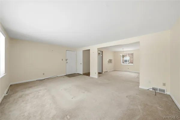 $142,500 | 72 Old Lyme Drive, Unit 2, Amherst, NY 14221