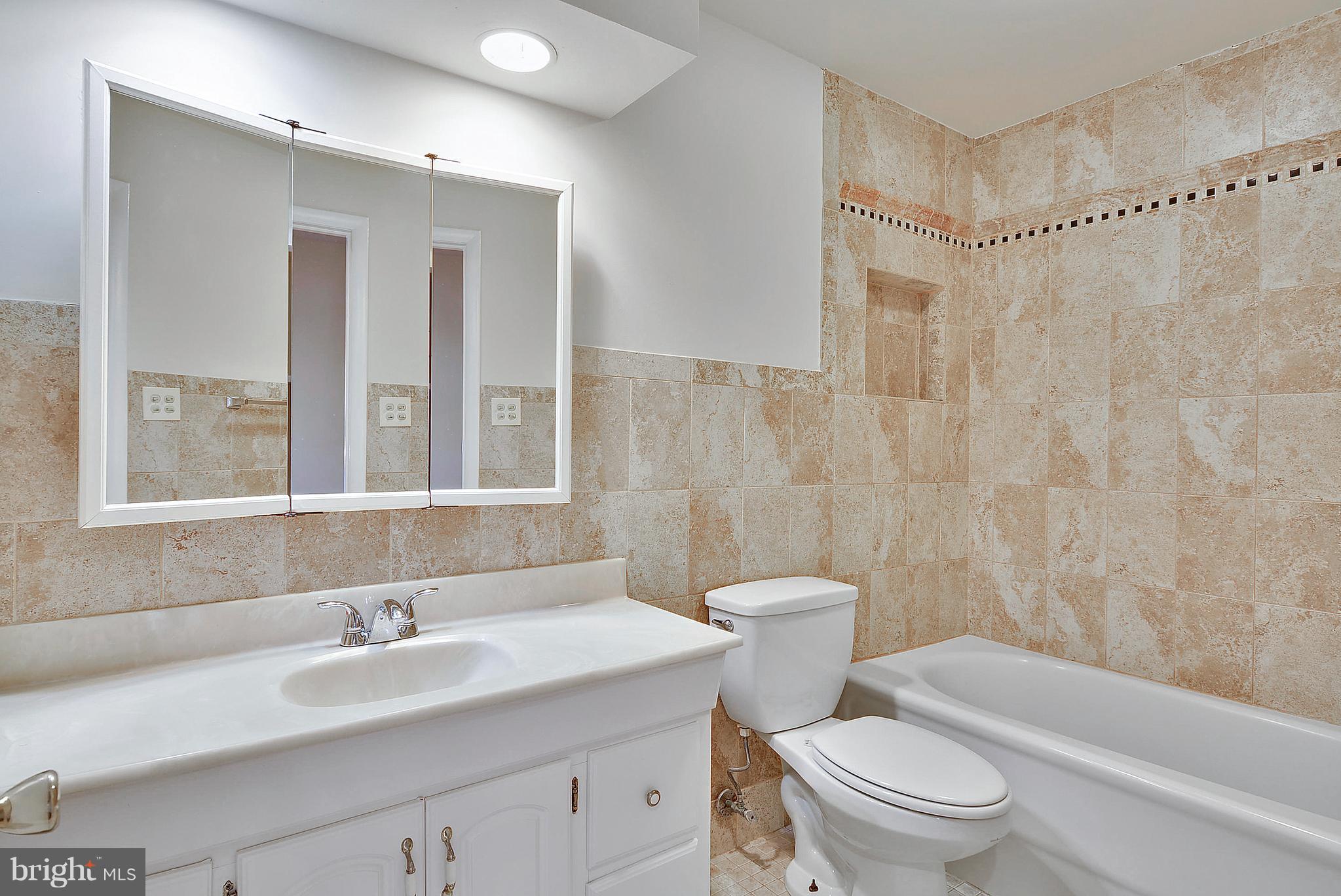 11401 Clara Street Silver Spring, MD 20902 - Photo 21 of 30 Bath 2