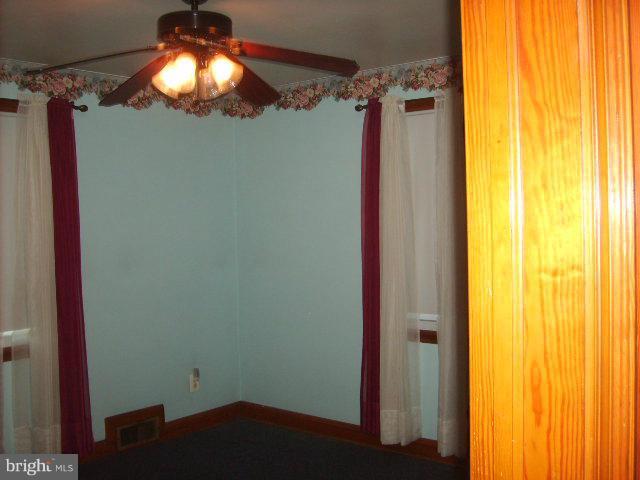 5547 Oakland Road Halethorpe, MD 21227 - Photo 4 of 11 Bedroom