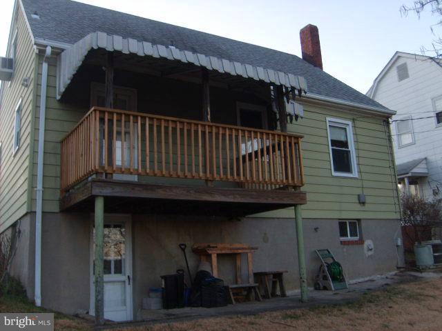 5547 Oakland Road Halethorpe, MD 21227 - Photo 8 of 11 Exterior (Rear)