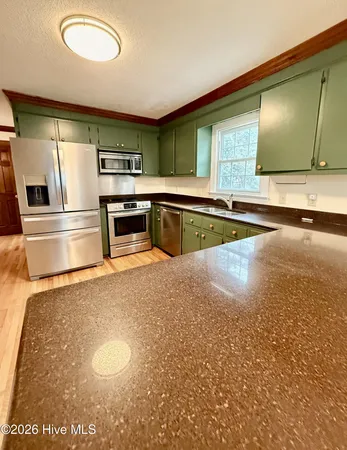 $325,000 | 2211 Kathleen Drive, Greenville, NC 27858